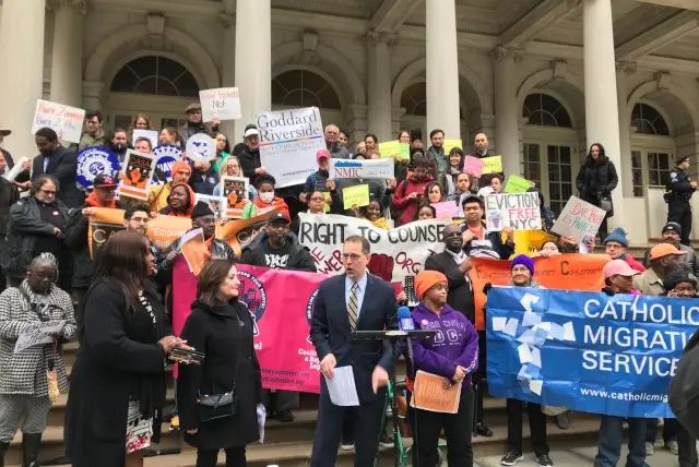 City Council members Mark Levine and Vanessa Gibson announced new legislation to help inform low-income tenants about their right to a free attorney in housing court.